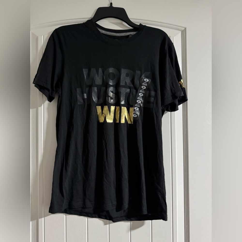 Black and Gold Graphic T-Shirt Addidas Medium